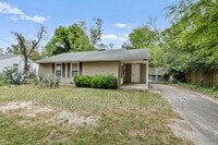 Building Photo - 3018 Acorn Rd