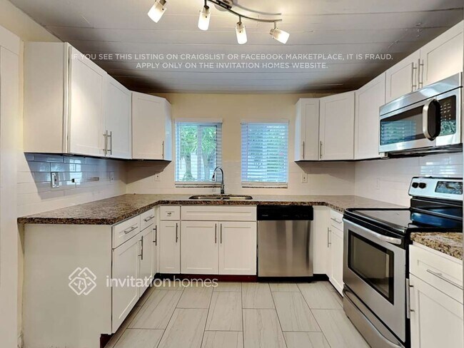 Building Photo - 314 SW 4th Ave