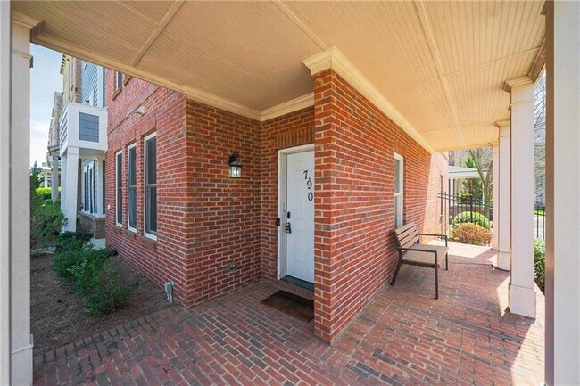 Building Photo - 790 Liberty Commons Dr NW