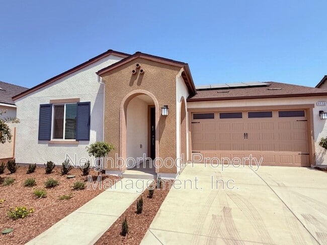 Primary Photo - 6550 E Carmen Ave