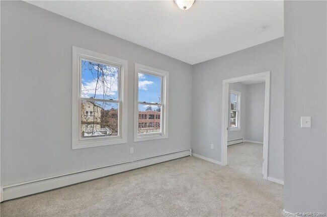 Building Photo - 214 Westland St