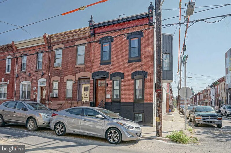 Building Photo - 1625 S 19th St