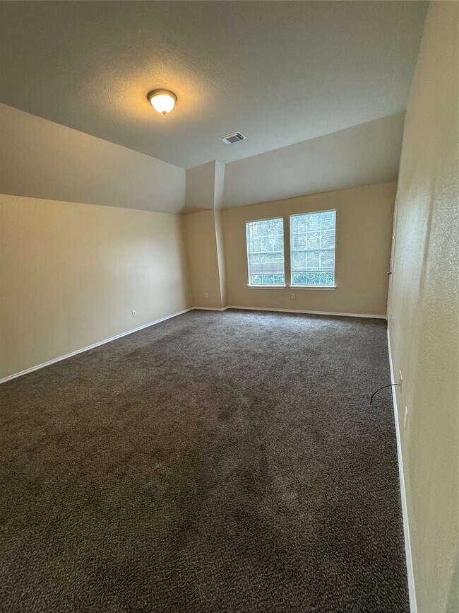 Building Photo - 12622 Riverhill Ct