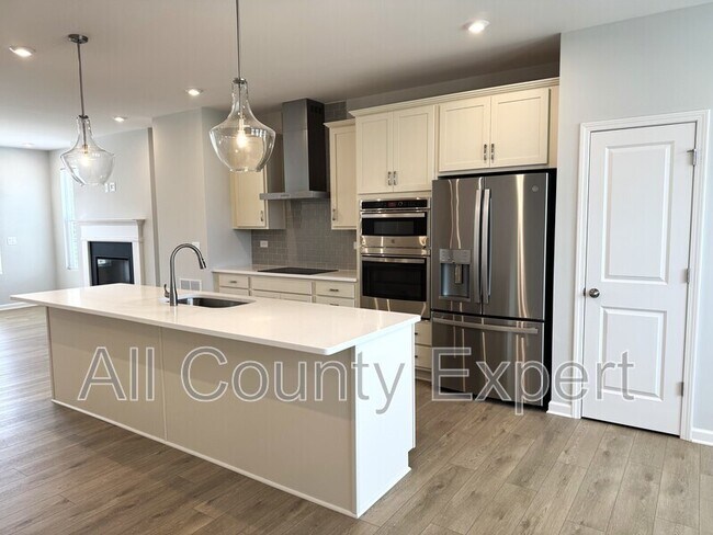 Building Photo - 2817 Beacon Bend Xing