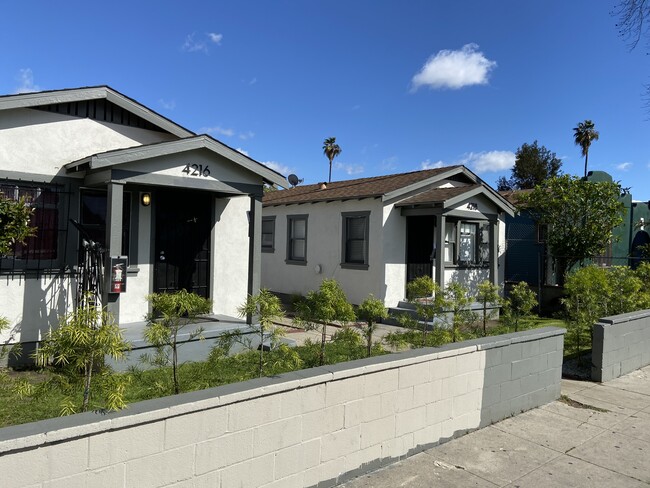 Building Photo - 4216 Woodlawn Ave