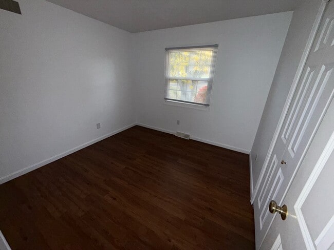 Building Photo - 60 Judson Rd