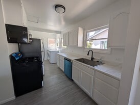 Building Photo - 4119 3rd Ave