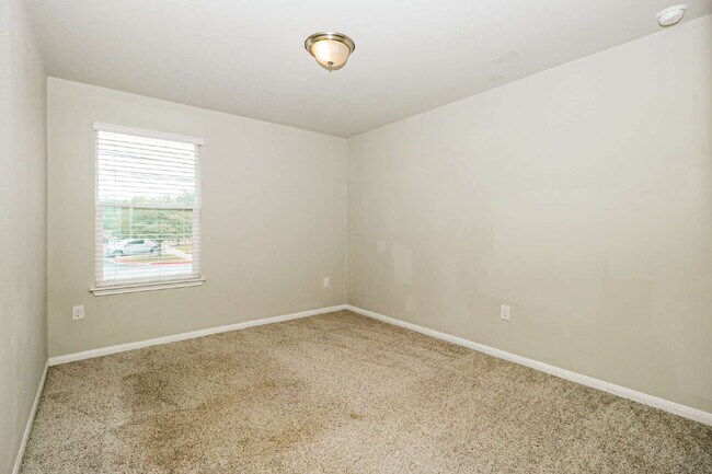 Building Photo - 9201 Sawyer Fay Ln