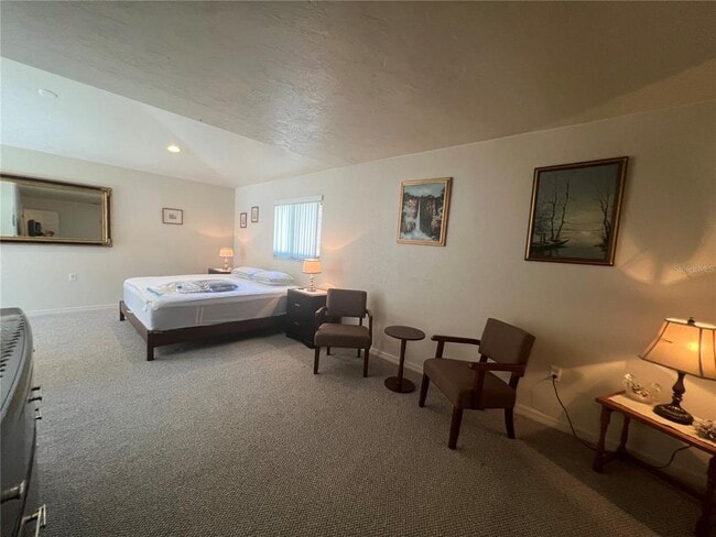 Building Photo - 3177 Clifford St