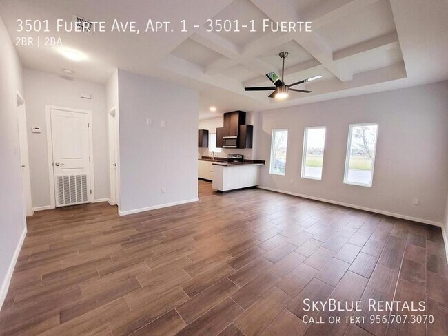 Building Photo - 3501 Fuerte Ave