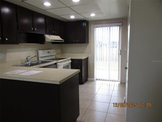 Building Photo - 138 Las Brisas Way