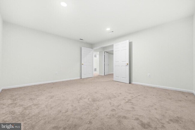 Building Photo - 5407 Silver Maple Ln