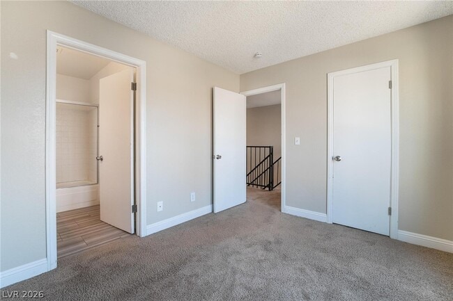 Building Photo - 3929 S Torrey Pines Dr