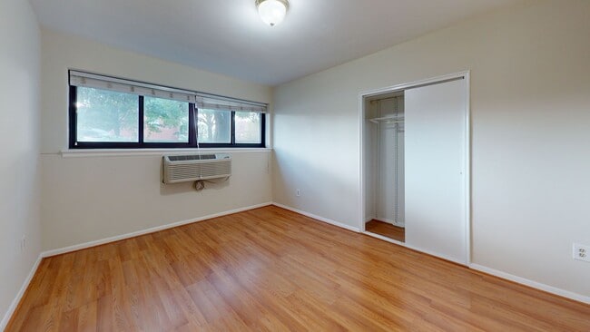 Building Photo - 3601 Wisconsin Ave NW