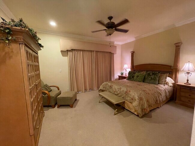 Building Photo - 38940 Tandika Trail N