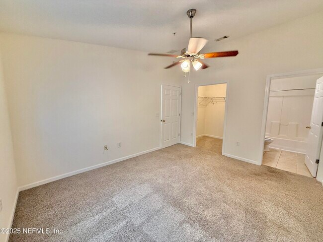 Building Photo - 6788 Manotak Oaks Dr