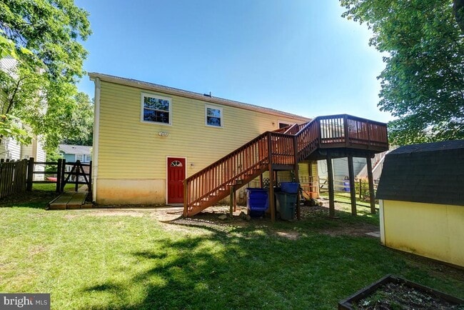 Building Photo - 18304 Swan Stream Dr