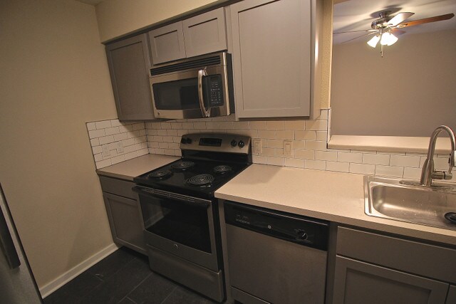 Building Photo - 3928 Warwick Blvd