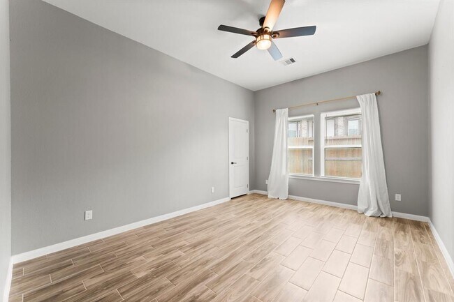 Building Photo - 12511 Savage Ct