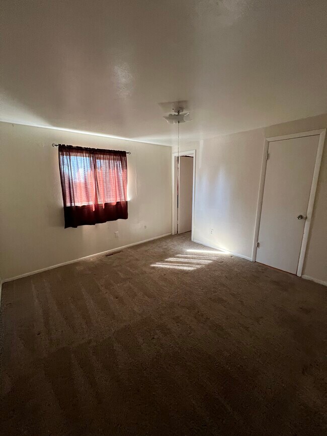 Building Photo - 2632 Penacho Cir