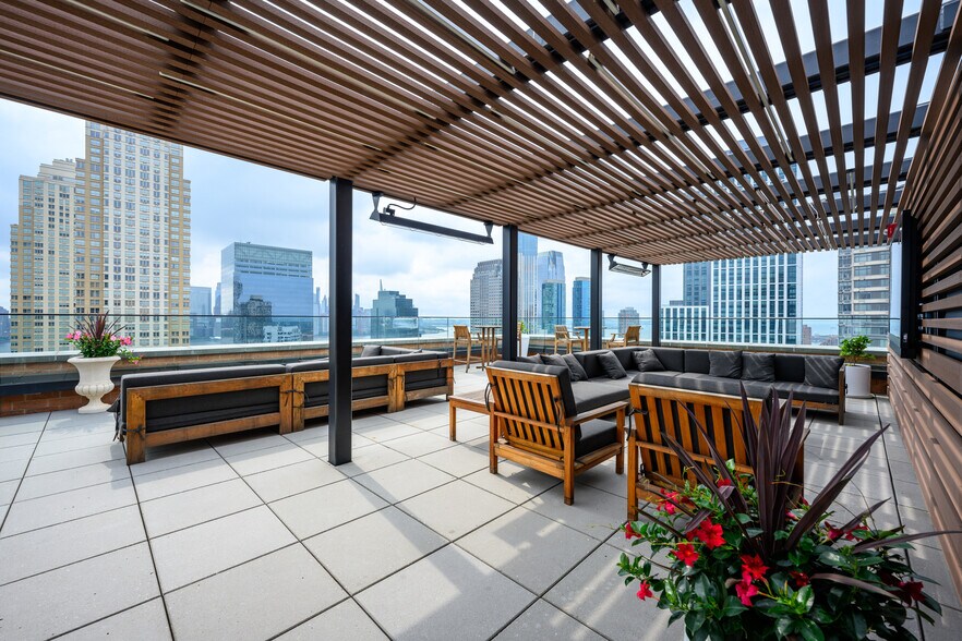 Building Photo - 10 PROVOST St