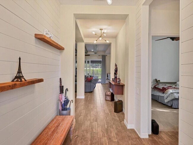 Building Photo - 1041 Buttercup Glen