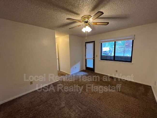 Building Photo - 2721 N Walnut Hills Dr