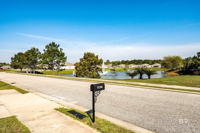 Building Photo - 17290 Harding Dr
