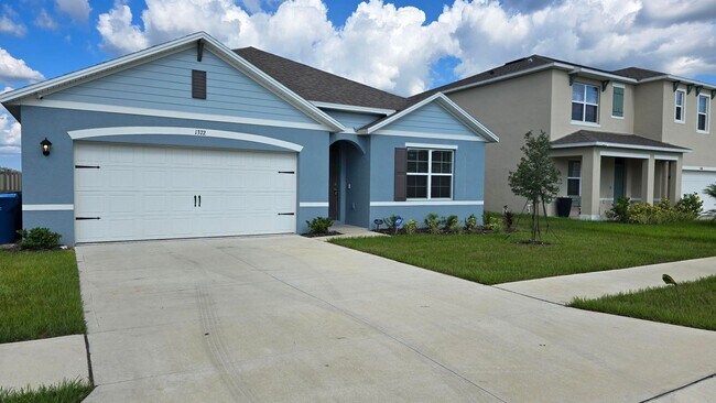 Building Photo - Beautiful 4 Bedroom, 2 bath home is Availa...