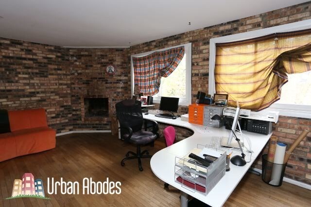 Building Photo - 1255 W Belden Ave