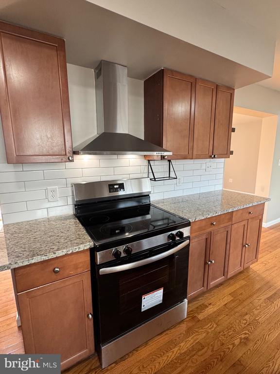 Building Photo - 14780 Jordan Ln