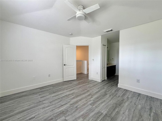 Building Photo - 14333 SW 125th Ct