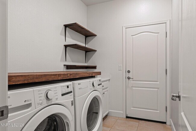 Building Photo - 10270 Gold Mine Dr