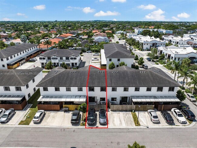 Building Photo - 13353 SW 250th Terrace