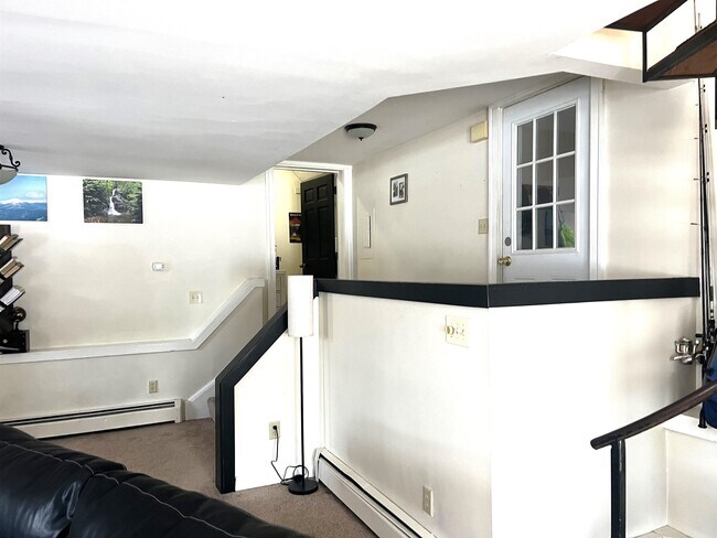 Building Photo - 1393 US-302