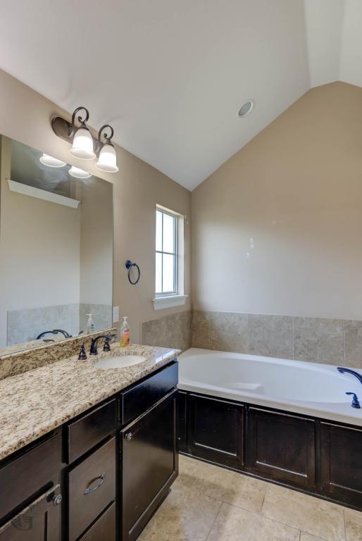 Building Photo - 421 Jordan Dr
