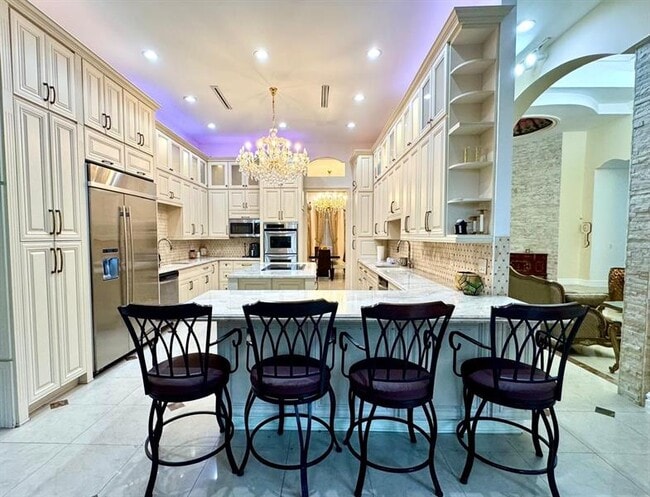 Building Photo - 5981 SW 37th Terrace