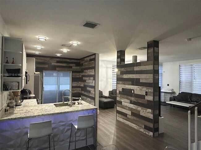 Building Photo - 3065 N 36th Ave