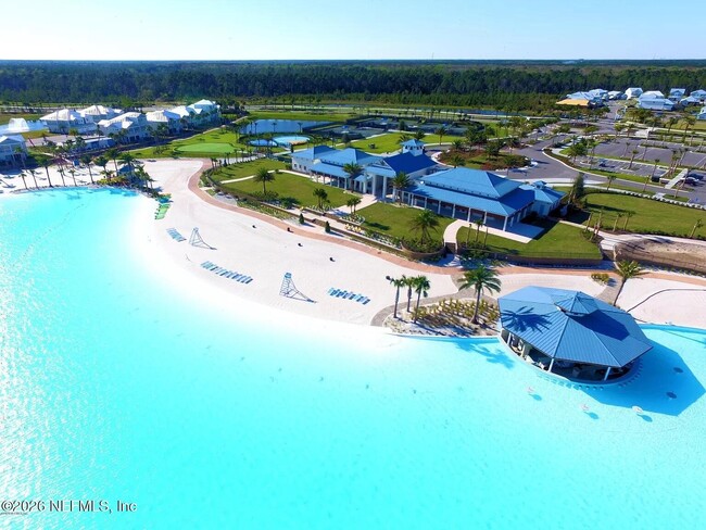 Building Photo - 261 Killarney Ave