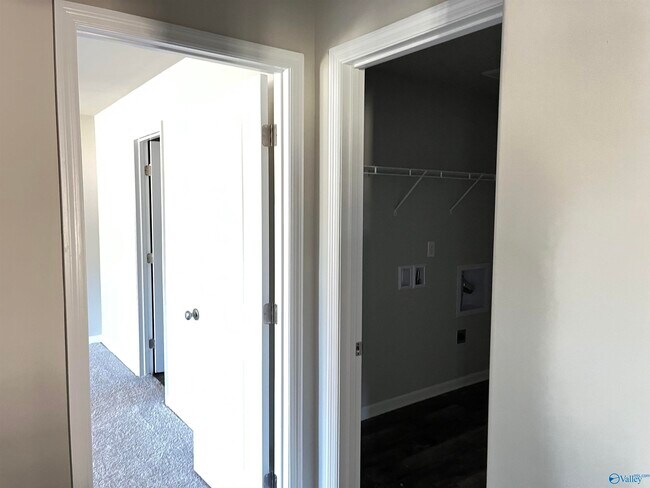 Building Photo - 103 Ocean Springs Ave