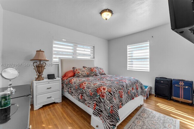 Building Photo - 3110 SW 82nd Ave