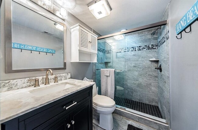 Building Photo - 6265 Sun Blvd