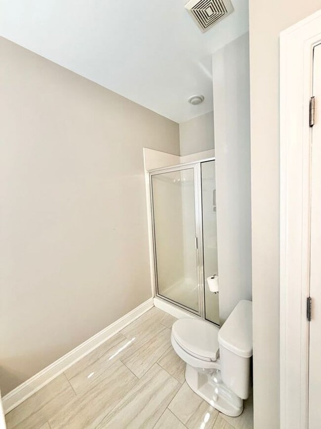 Building Photo - Comfort & Convenience: 3BR End-Unit Townhome in Pooler