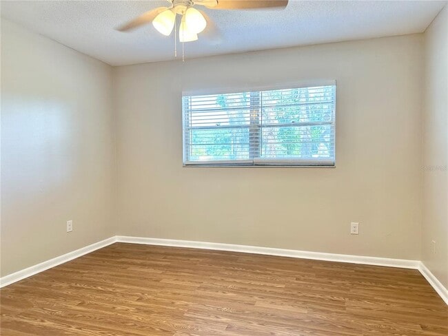 Building Photo - 132 S Bulova Dr