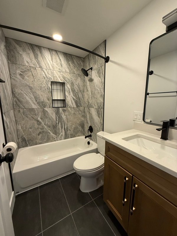 Building Photo - 1546 E 700 S