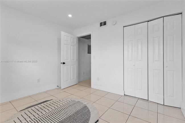 Building Photo - 6530 W 27th Ave