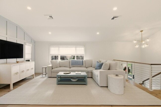 Building Photo - 8 Kerins Terrace