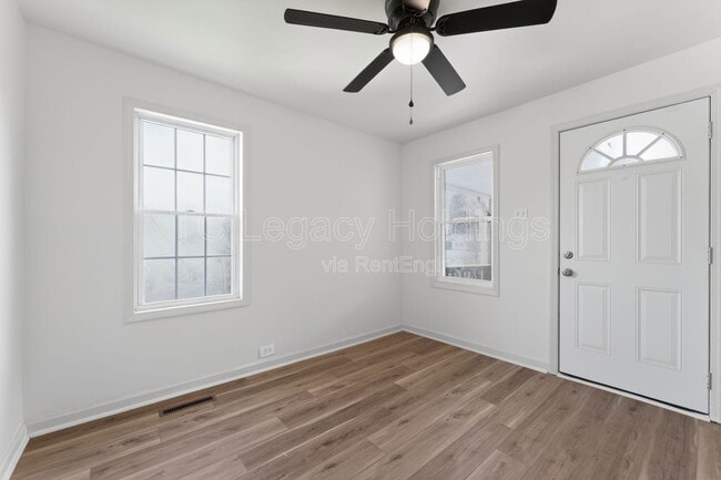 Building Photo - 134 Quincey St