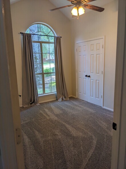 Bedroom 1 - 3513 Glen Flora Way