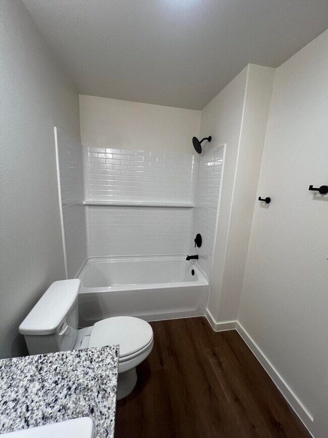 Building Photo - 13831 Gary Ave